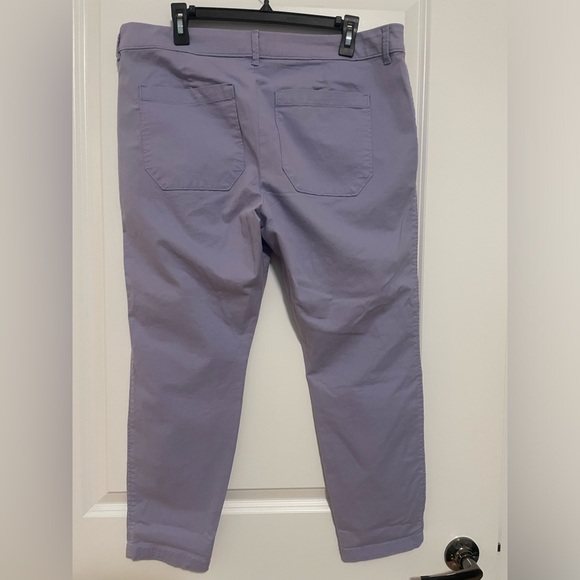 OLD NAVY PIXIE PANT in light purple. Size 14P - Picture 2 of 7